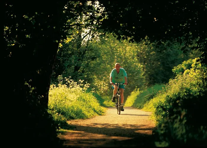 Апартаменты Dromroe Village Of