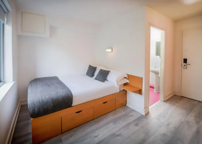 Апартаменты Dromroe Village Of