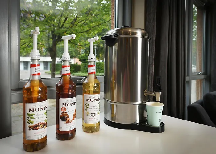 Апартаменты Dromroe Village Of