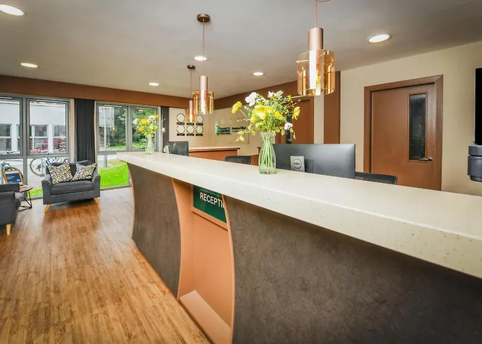 Апартаменты Dromroe Village Of